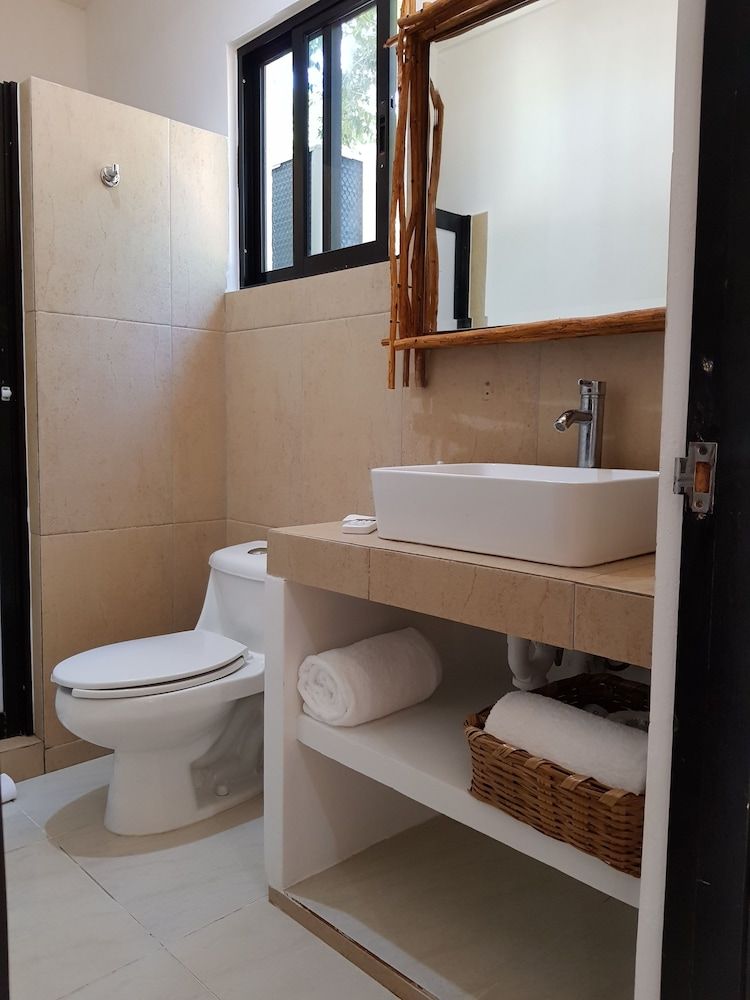 Maya Eco Village Family Bungalow, Pool View