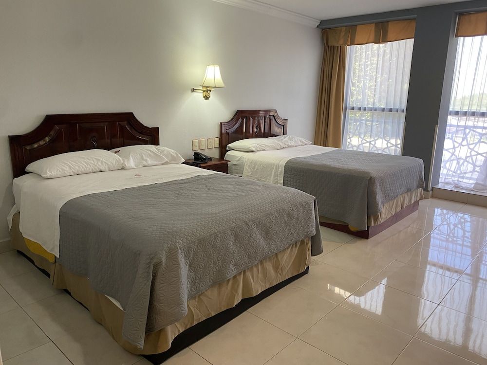 Grand Royal Tampico Standard Double Room, 2 Double Beds 15