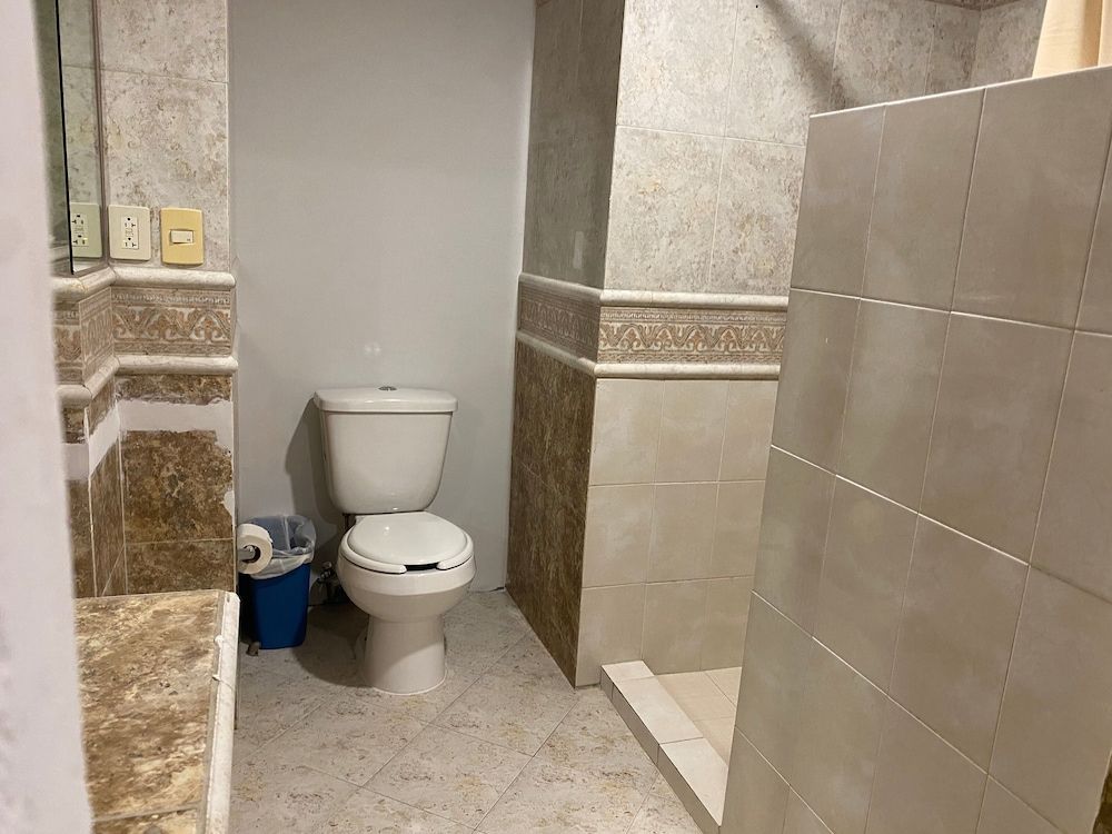 Grand Royal Tampico Standard Room, 1 King Bed 8