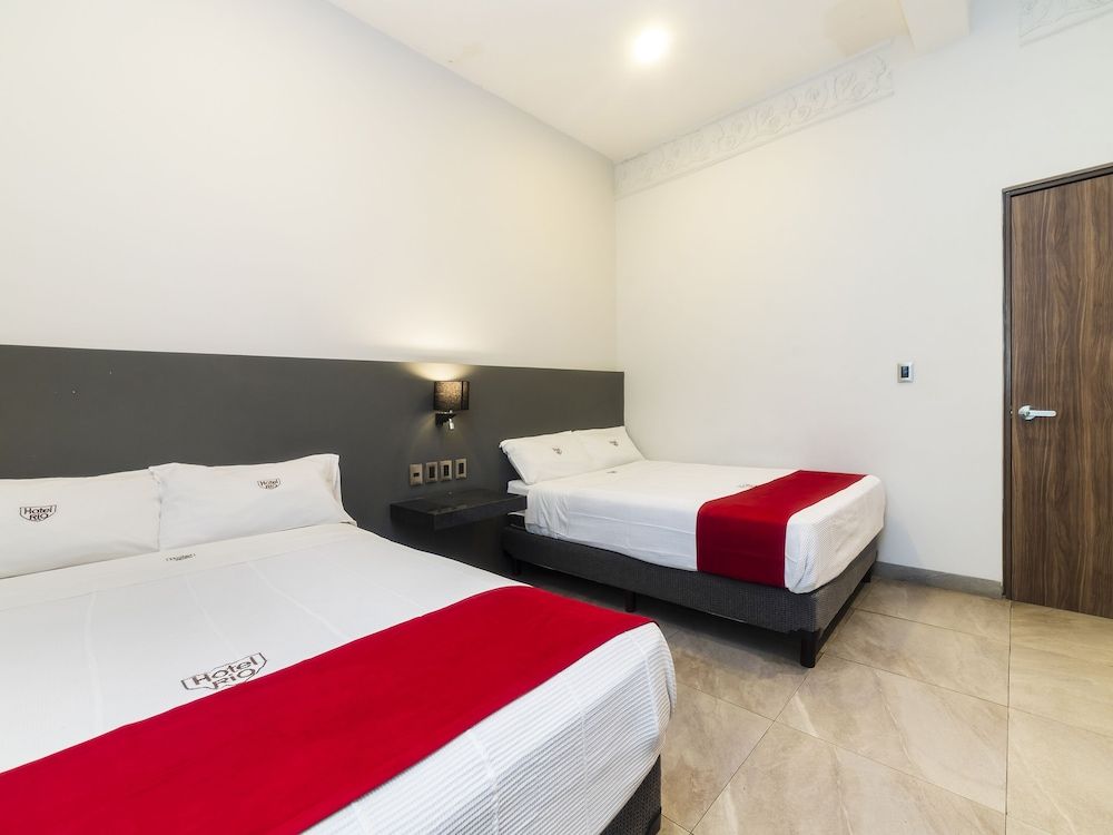 Hotel Río Puebla Centro Deluxe Room, 2 Double Beds 3