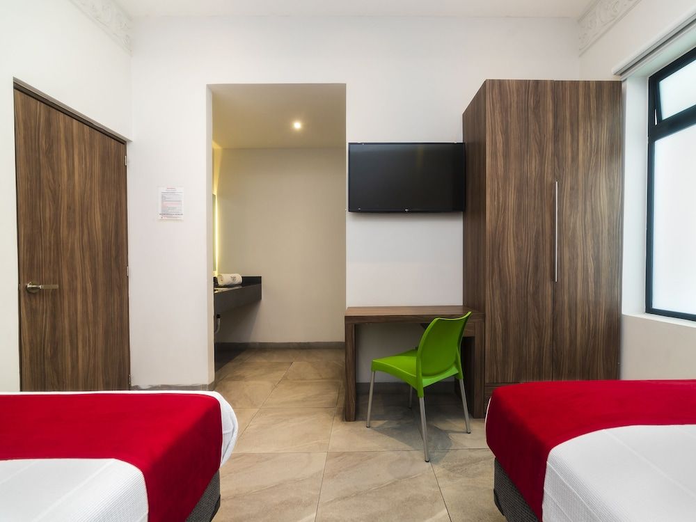 Hotel Río Puebla Centro Deluxe Room, 2 Double Beds 5