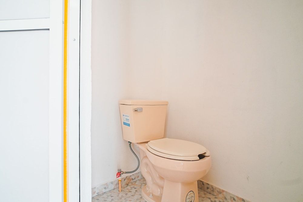 OYO Hospedaje Colibri Standard Triple Room 7