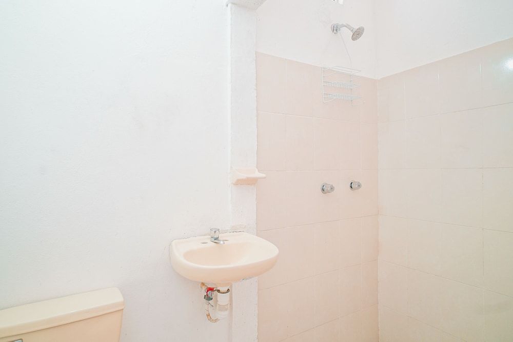 OYO Hospedaje Colibri Superior Room, 2 Double Beds (with AC) 6