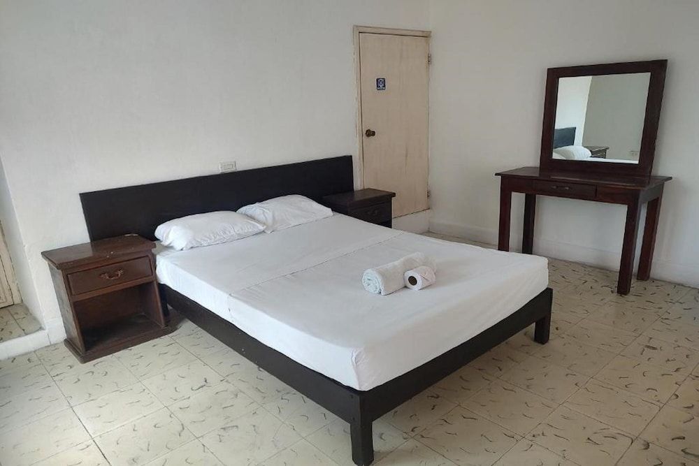 OYO Hotel Colibri Standard Room, 1 Double Bed 5