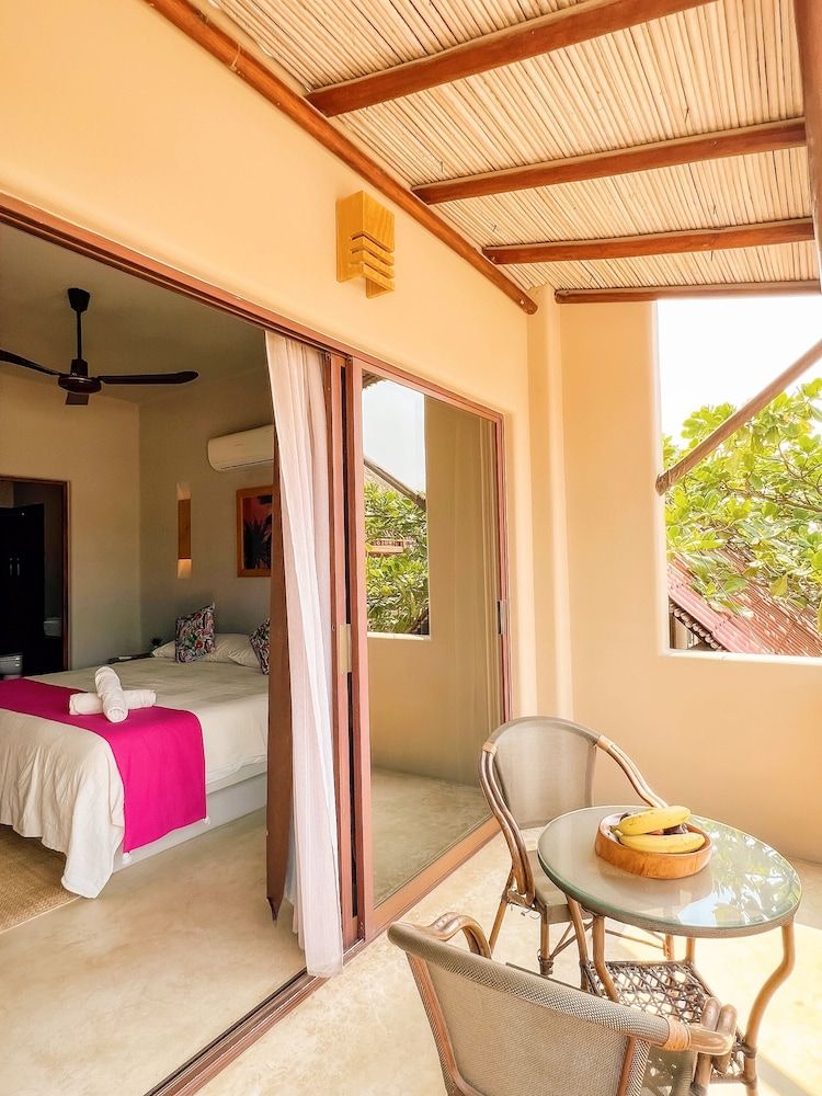 Suites Punta Arena Surf