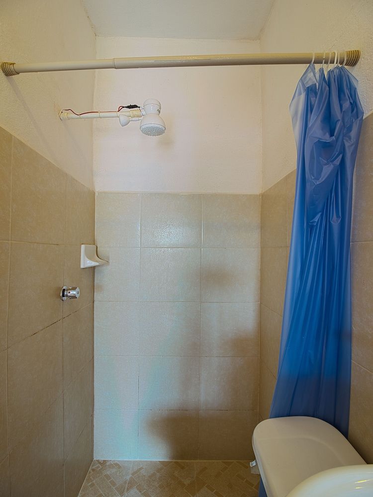 OYO Hotel Posada Los Faroles,Tabasco Standard Triple Room 7