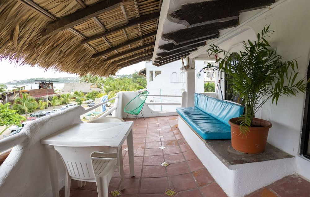 Hotel y Bungalows Acuario Superior Bungalow, Beach View 11