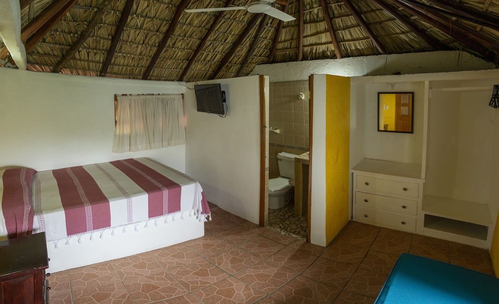 Hotel y Bungalows Acuario Premium Cabin, 1 Bedroom, Kitchenette, Beachfront 12