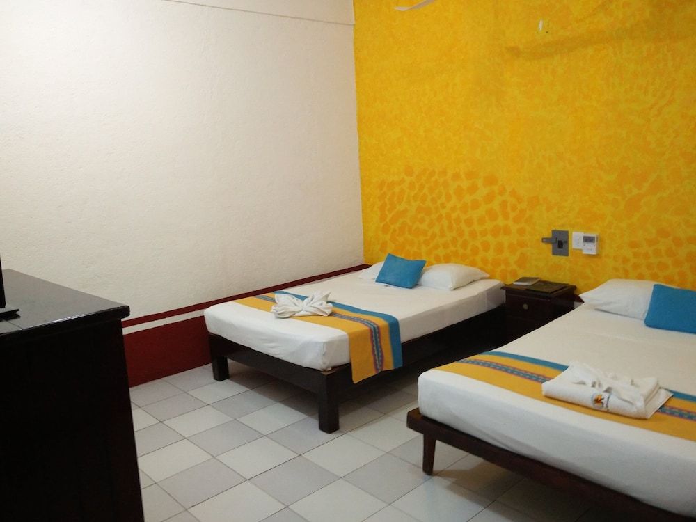 Hotel y Bungalows Acuario Standard Room, 2 Double Beds, Garden Area