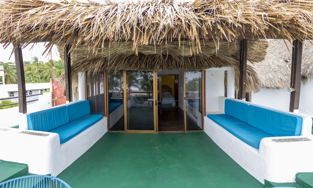 Hotel y Bungalows Acuario Premium Cabin, 1 Bedroom, Kitchenette, Beachfront 8