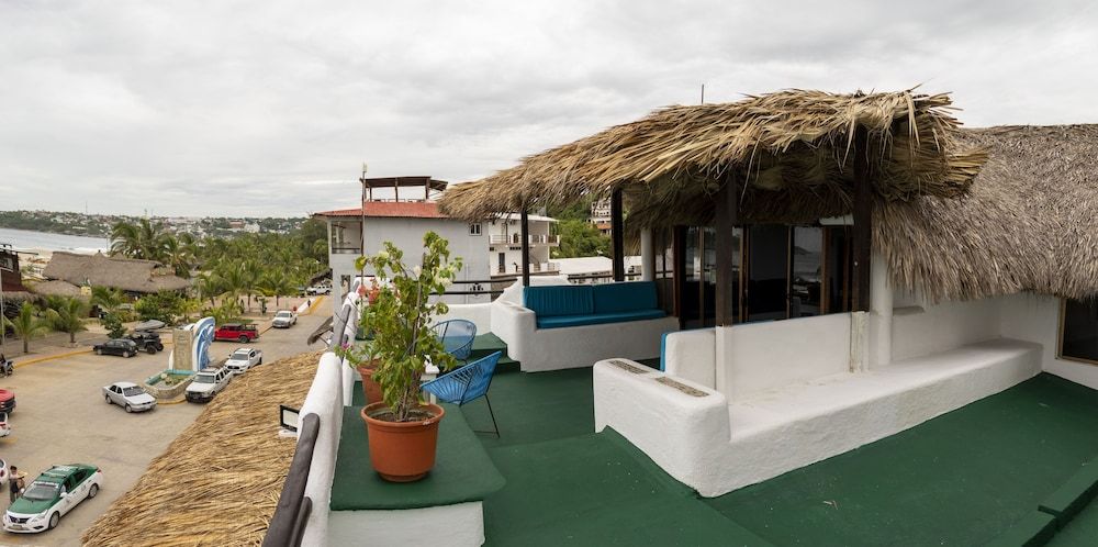 Hotel y Bungalows Acuario Premium Cabin, 1 Bedroom, Kitchenette, Beachfront 7