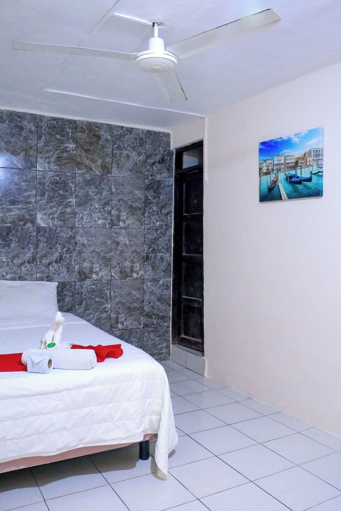 Rosa del Alba, Barrio Mágico Centro Histórico de Chetumal Double Room 9