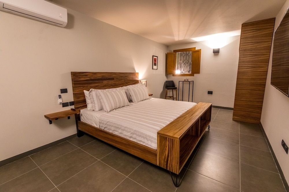 Casa Olié Deluxe Room, 1 King Bed, City View