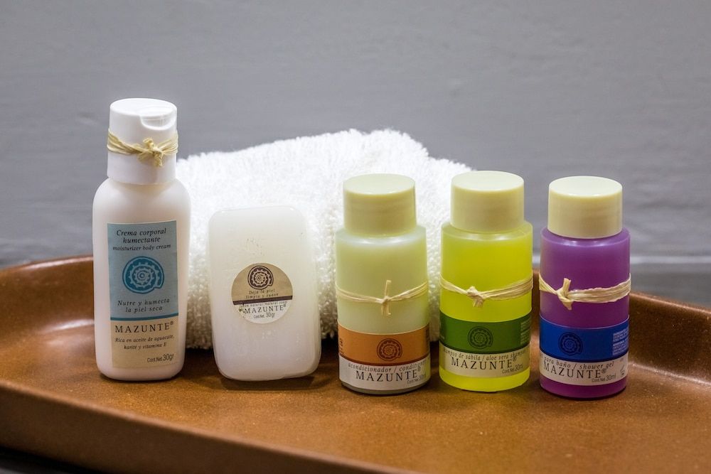 Casa Olié Deluxe Studio, 1 King Bed, Bathtub 6