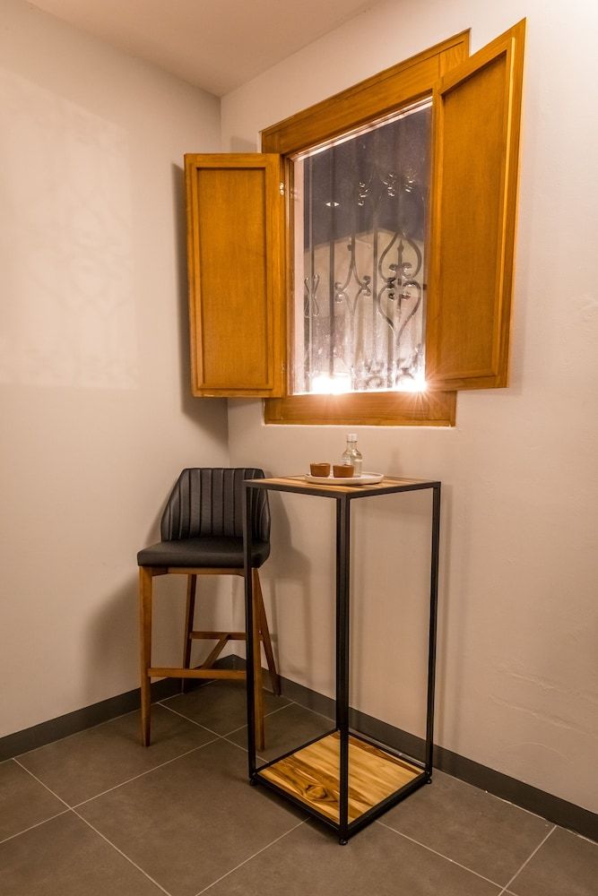 Casa Olié Deluxe Room, 1 King Bed, City View 7