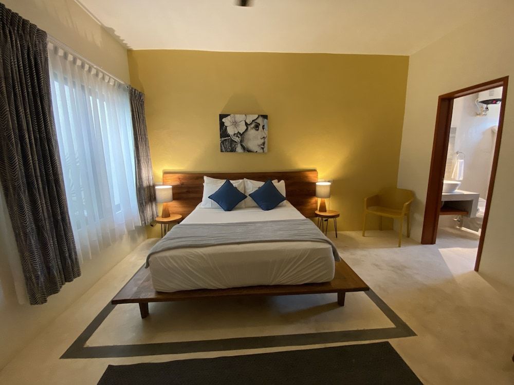 Hotel Aurora Senior Suite 2