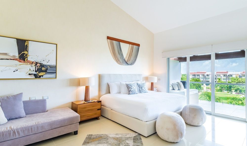 Condo, 2 Bedrooms