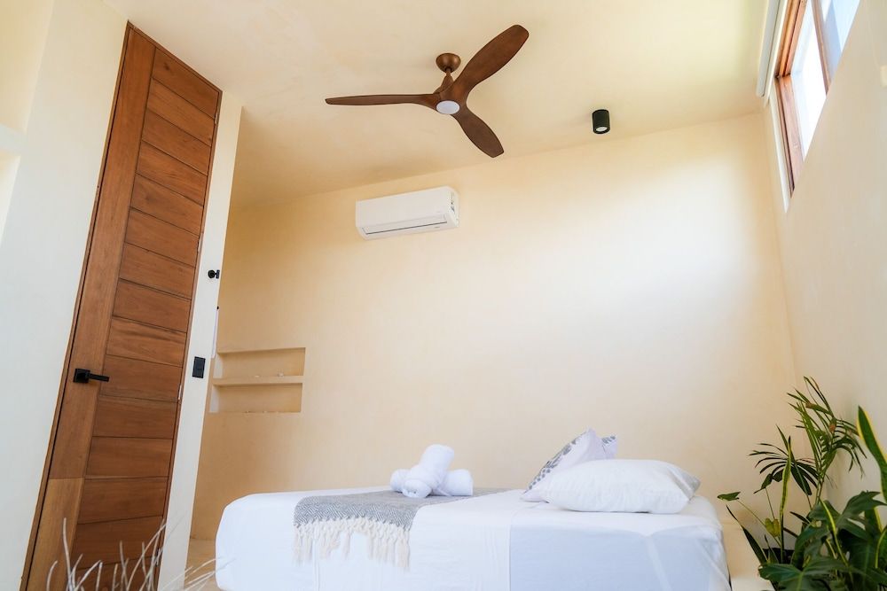 Tikul Hotel Boutique Comfort Double Room (Arena) 6