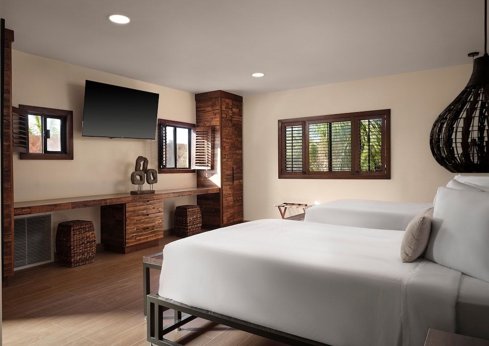 Surya Hotel Classic Room, 2 Queen Beds