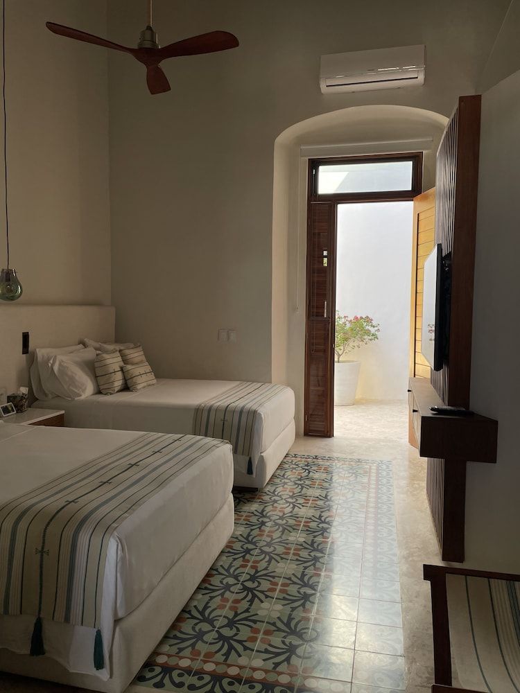 Las Lupitas Hotel Boutique Superior Studio Suite, 2 Queen Beds, Park View 5