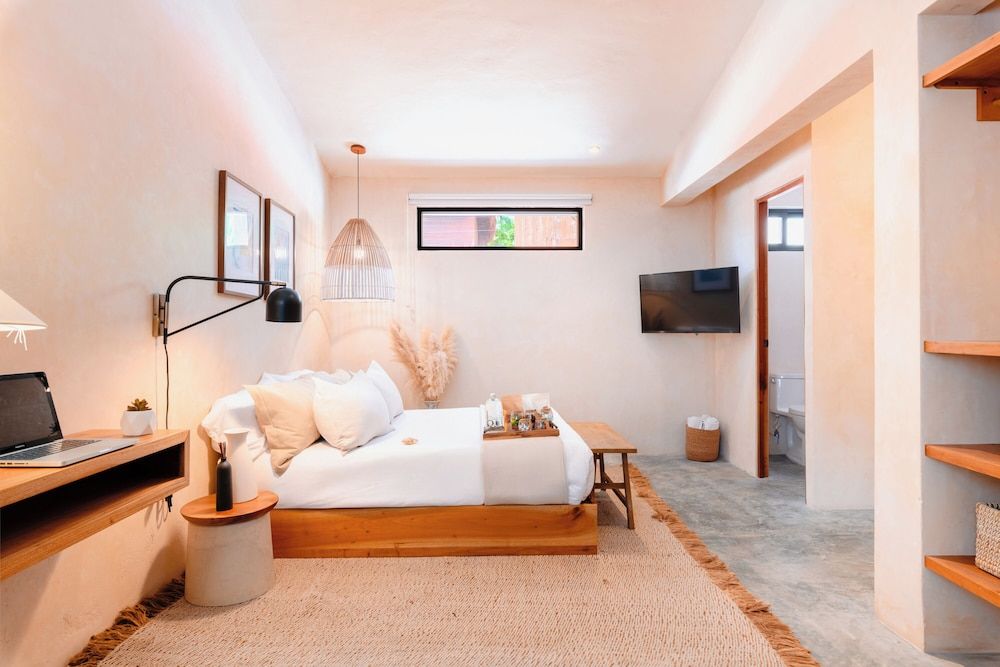 Malish Hotel & Spa Luxury Edition Elite Room, 1 Queen Bed, Ensuite, Garden View 2