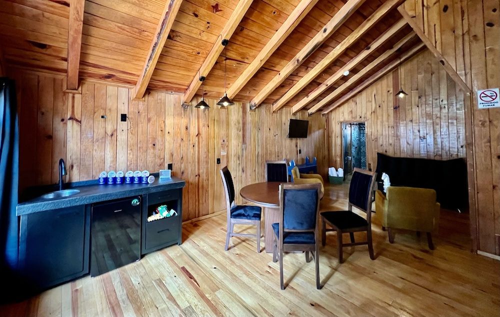 PINE TREE Hotel Boutique & Cabañas Family Studio Suite 15