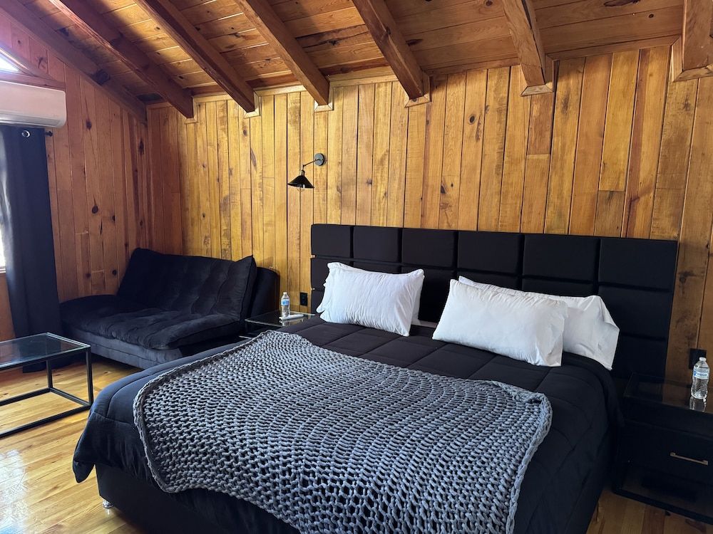 PINE TREE Hotel Boutique & Cabañas Family Studio Suite 8