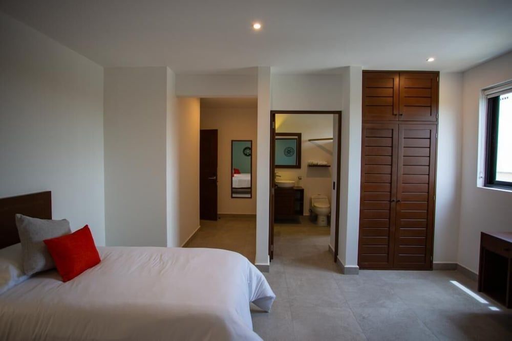 Mura Hotel Boutique Deluxe Double Room 2