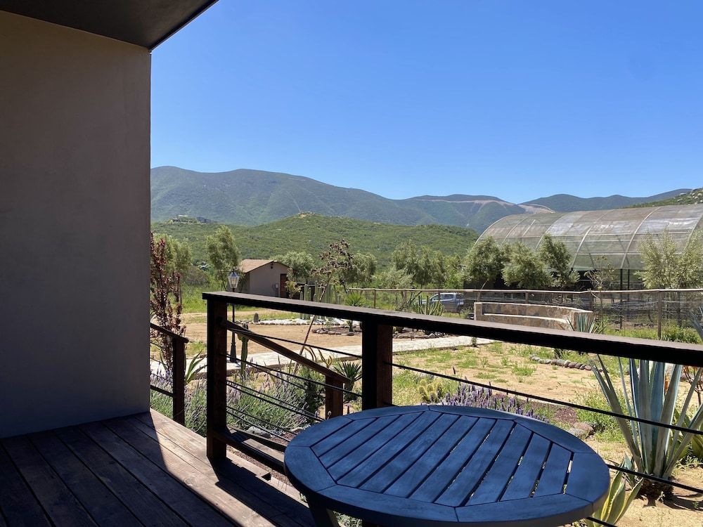 Coquenas del Valle Deluxe Cabin 9