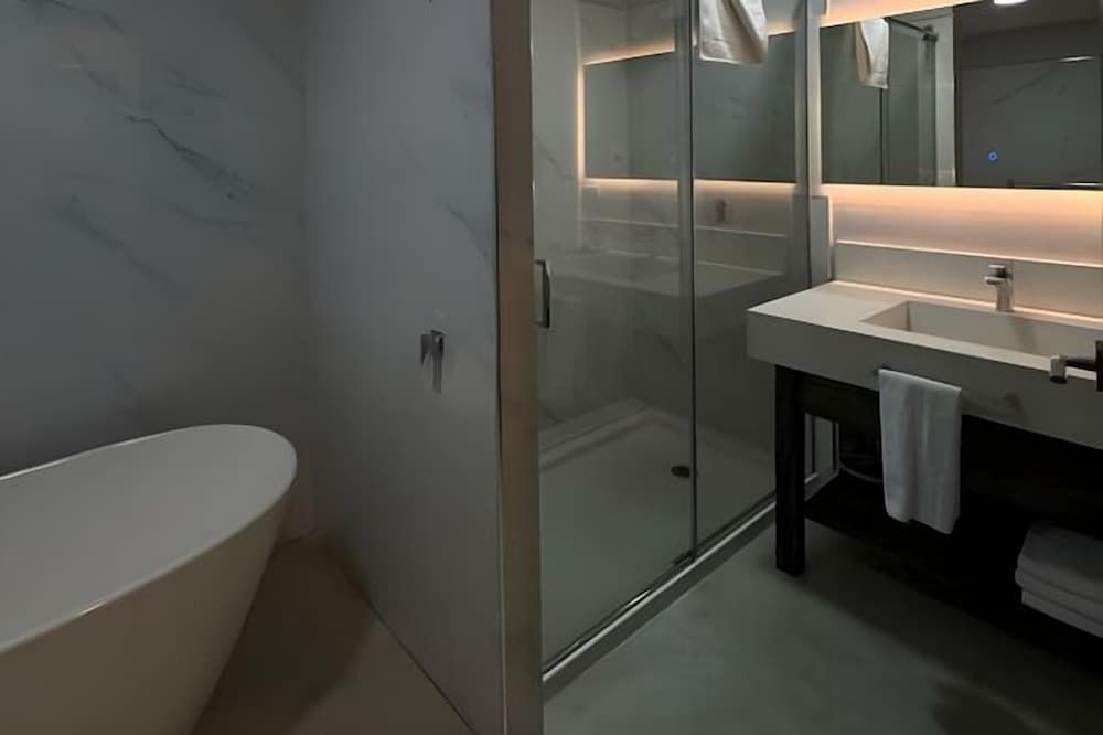 Esplendor by Wyndham Los Mochis Country Place Suite, 2 Queen Beds, Non Smoking 7