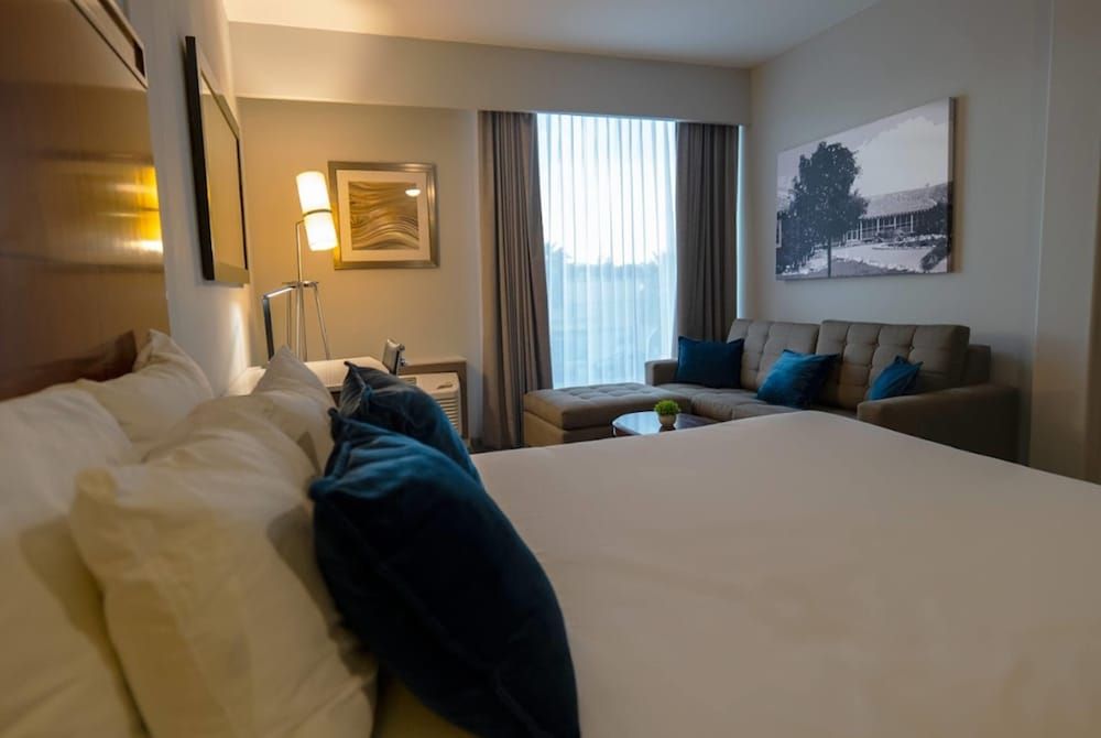 Esplendor by Wyndham Los Mochis Country Place Suite, 2 Queen Beds, Non Smoking 2