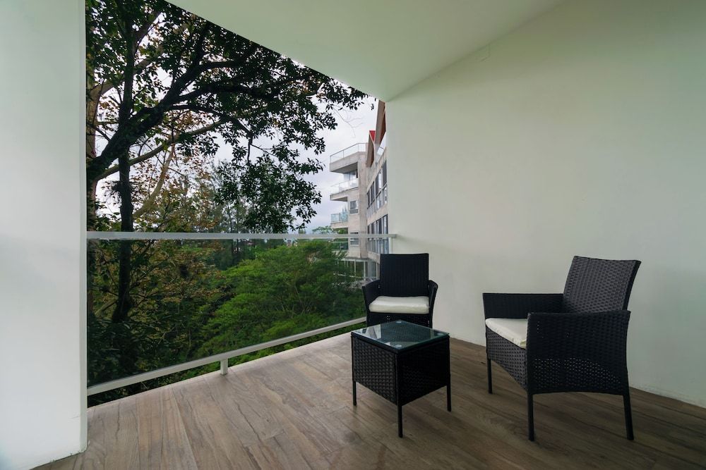 Hotel Balcón del Parque Senior Room 6