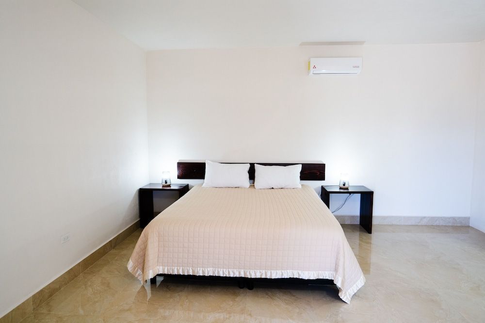 Hotel & RV PARK Rosa Evelyn Romantic Room, 1 Bedroom, Garden View, Courtyard Area 17