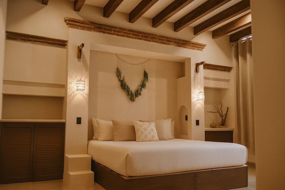 Enigmatic Hotel Experience