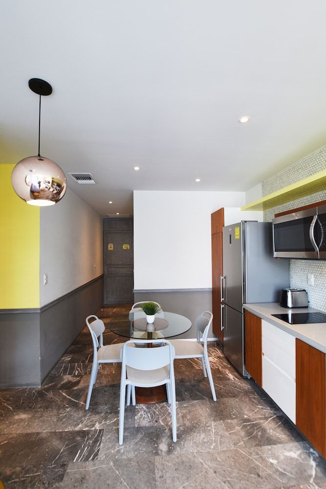 Centric condo by Casago Deluxe Apartment 17