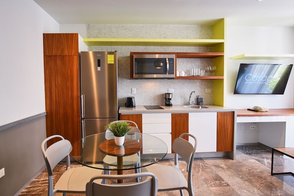 Centric condo by Casago Deluxe Apartment 15