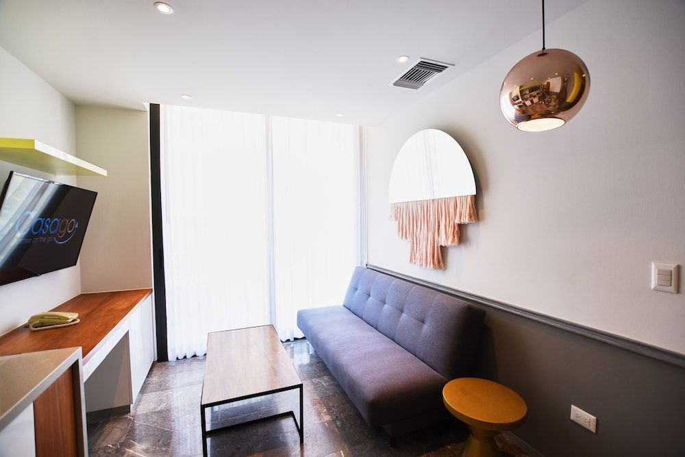 Centric condo by Casago Deluxe Apartment 10