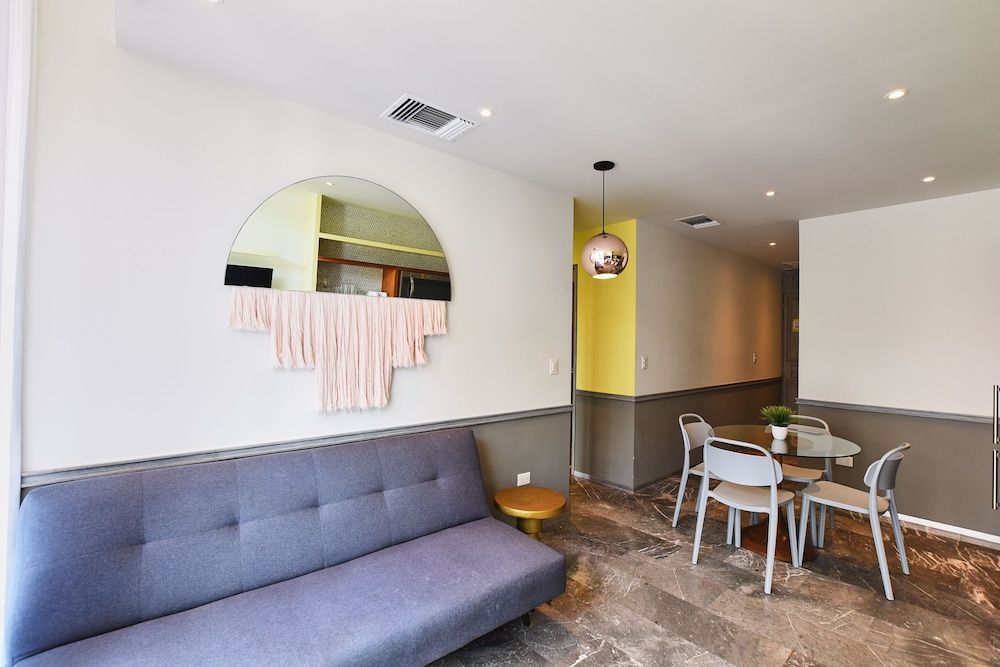 Centric condo by Casago Deluxe Apartment 11