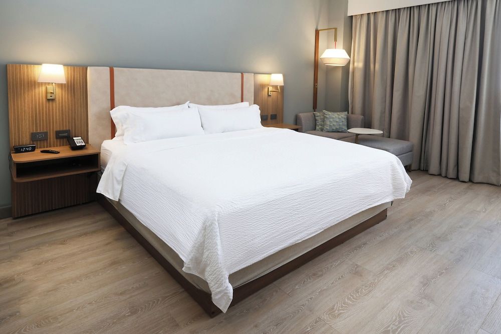 Holiday Inn Navojoa by IHG Standard Room, 1 Large Twin Bed 6