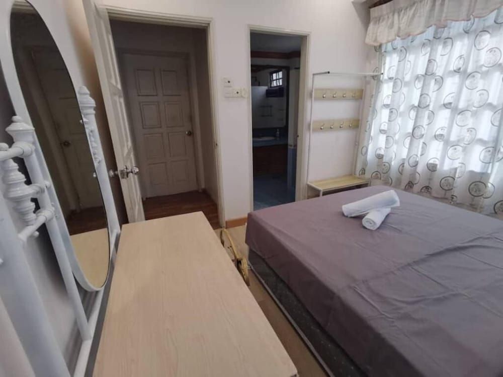 Seremban Grande Villa by uBook Deluxe Villa, 4 Bedrooms 7