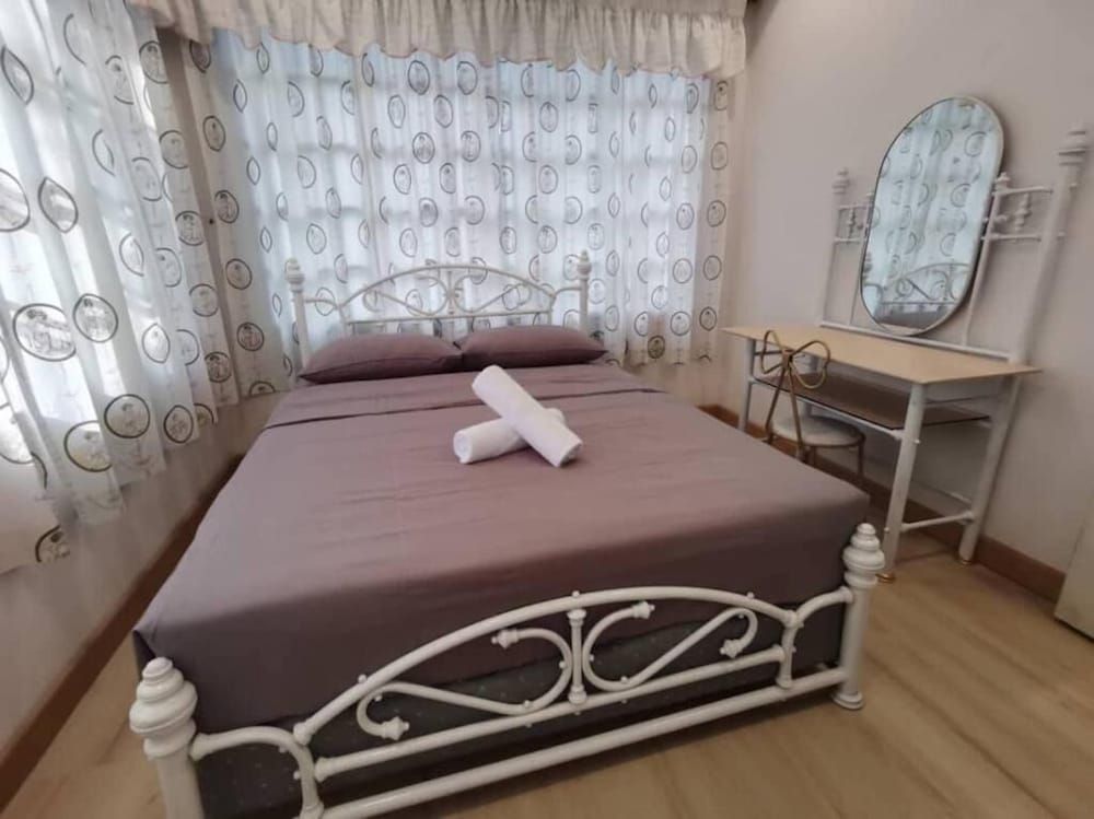 Seremban Grande Villa by uBook Deluxe Villa, 4 Bedrooms 6