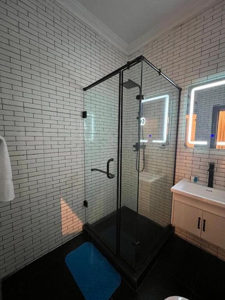 Die Reise by Splane Comfort Room 10