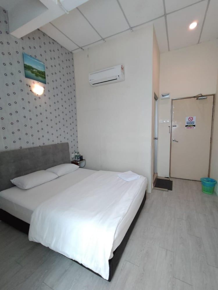 Hotel Bestari Deluxe Double Room