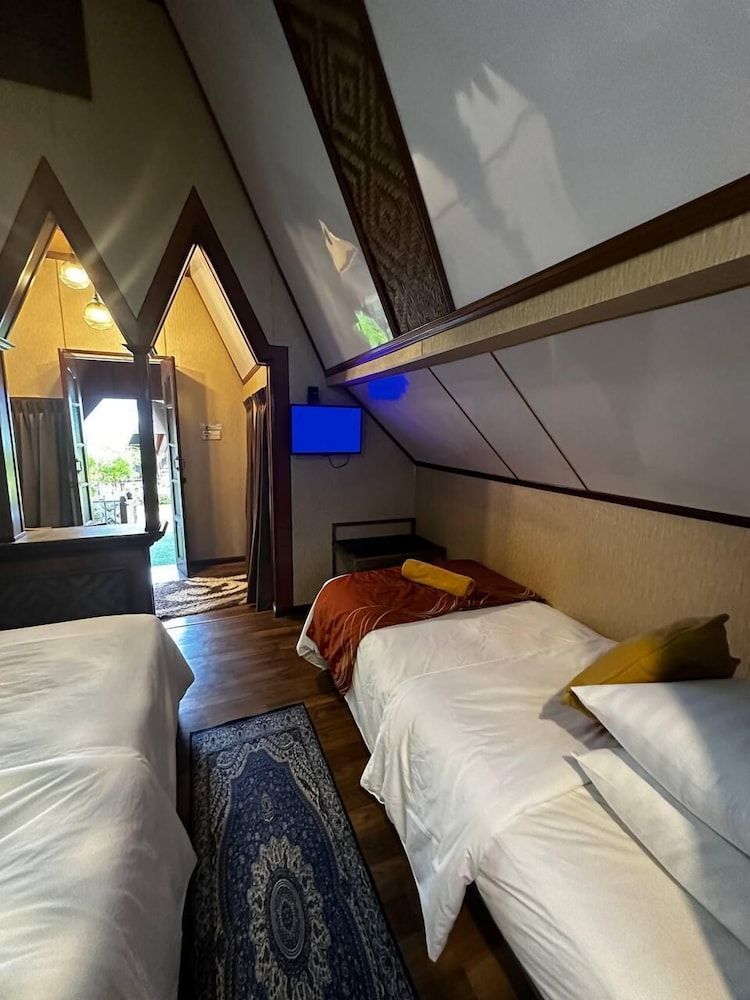 Perhentian Island Coralview Resort Classic Triple Room 9