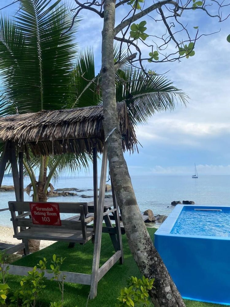 Perhentian Island Coralview Resort Luxury Triple Room 5