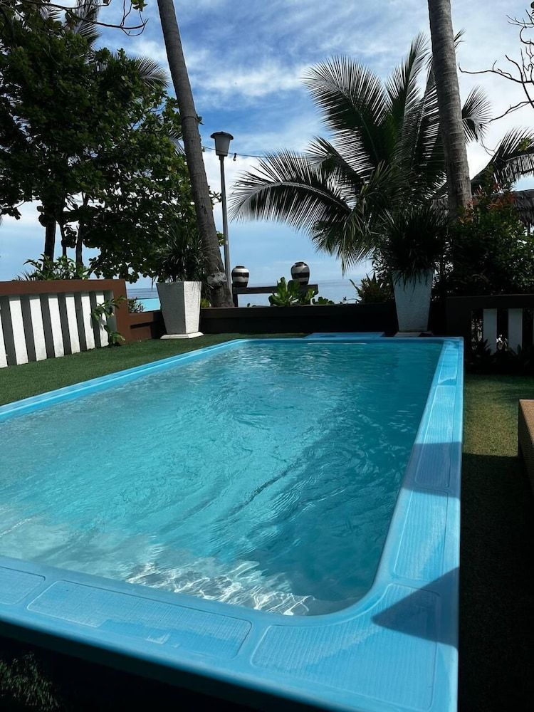 Perhentian Island Coralview Resort Luxury Triple Room 9