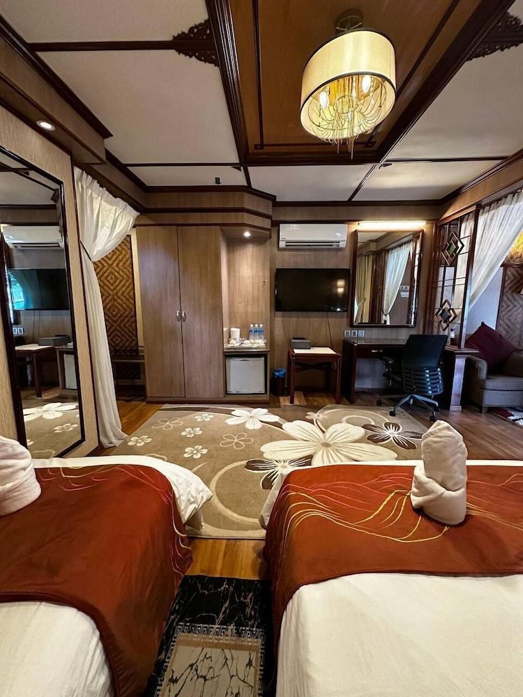 Perhentian Island Coralview Resort Luxury Triple Room 3