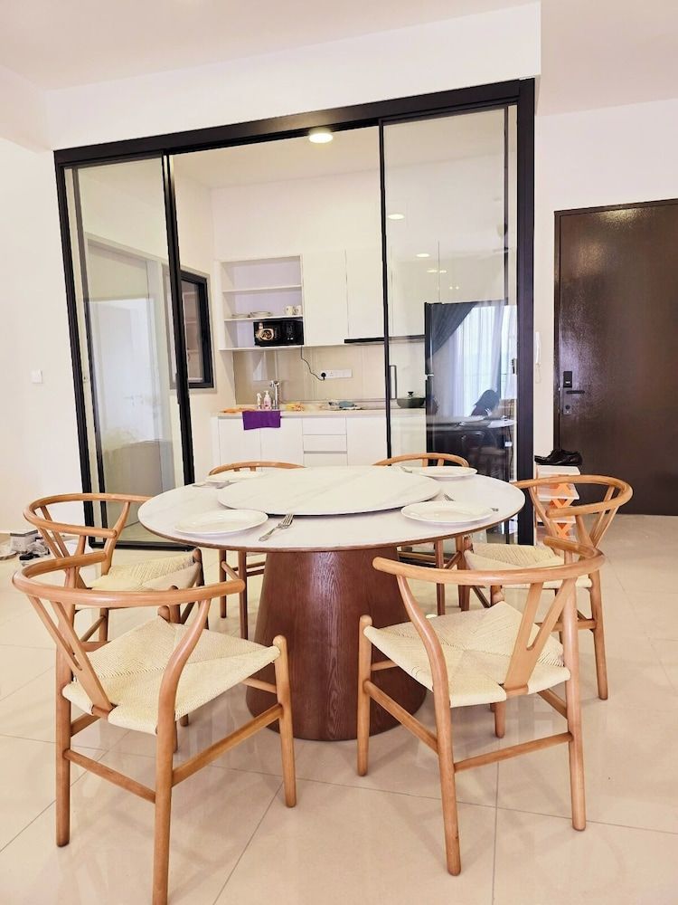 Damansara Seresta Family Apartment, City View 6