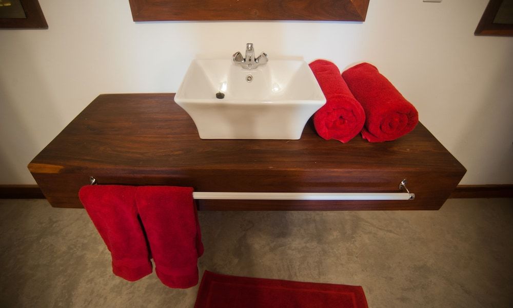 Hakusembe River Camping2Go Standard Tent 7