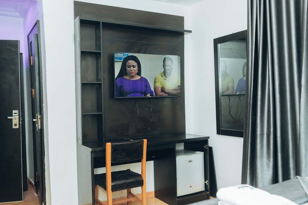 Classic Single Room